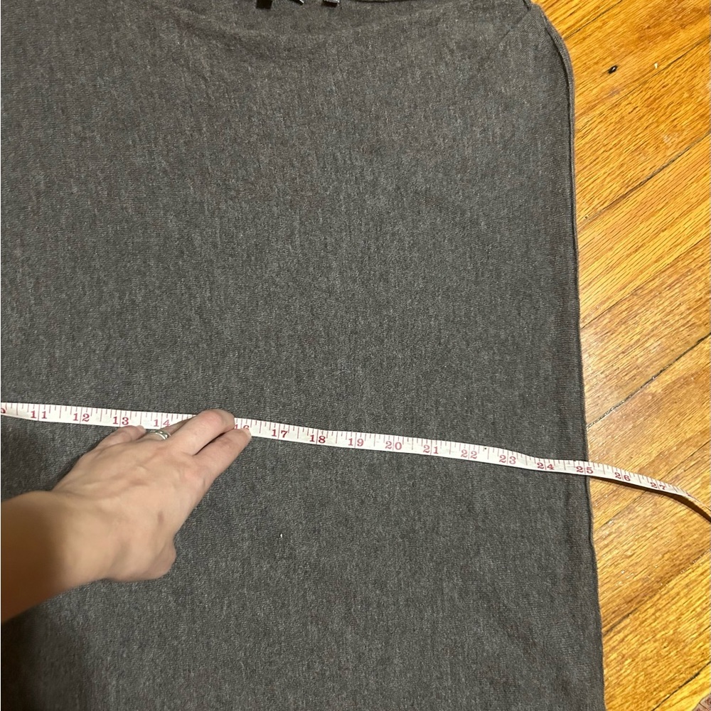 Vince Grey 100% Cashmere Artsy Ribbed Cocoon Asymmetrical Sweater M - Picture 3 of 10